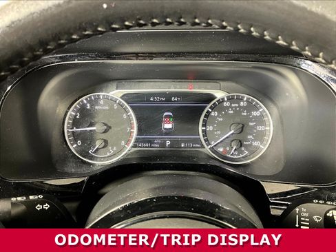 Used 2022 Nissan Pathfinder SV w/ Cargo Package AWD/4WD image 13