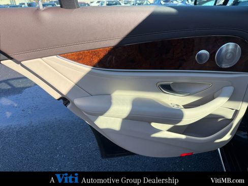 Used 2017 Mercedes-Benz E 300 4MATIC image 20