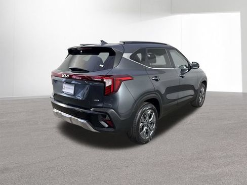 Used 2024 Kia Seltos S AWD/4WD image 34
