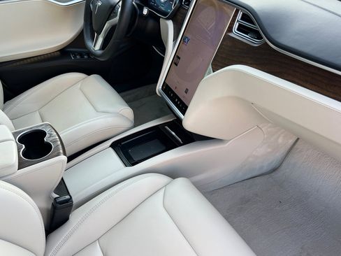 Used 2018 Tesla Model S 100D image 15