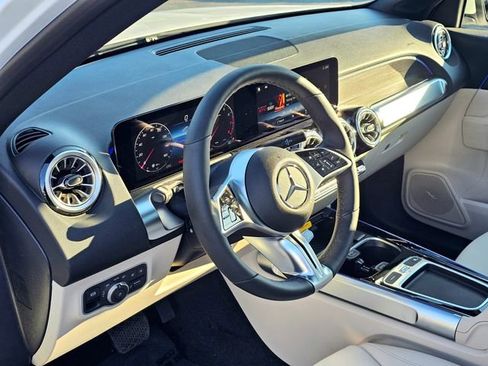 New 2026 Mercedes-Benz GLB 250 4MATIC image 14