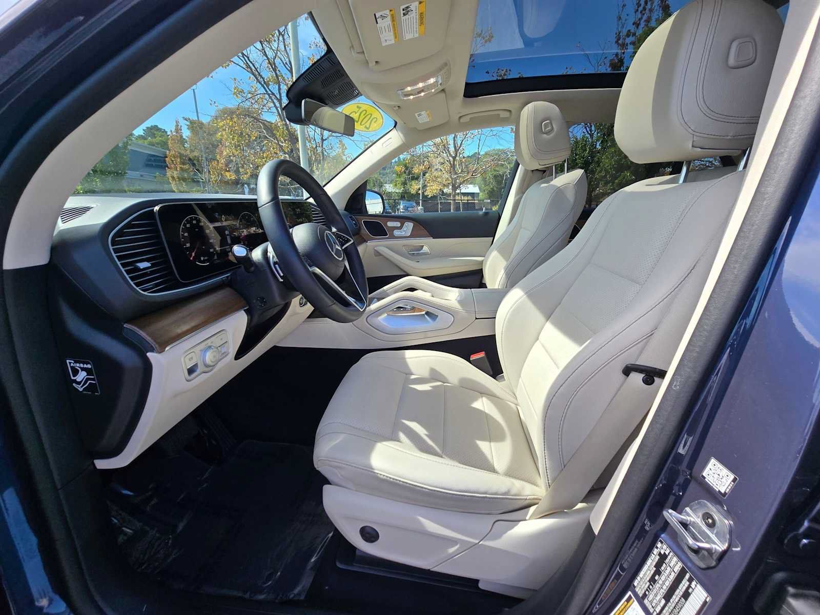 Used 2025 Mercedes-Benz GLE 350 4MATIC image 22