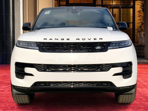 New 2026 Land Rover Range Rover Sport SE AWD/4WD image 2