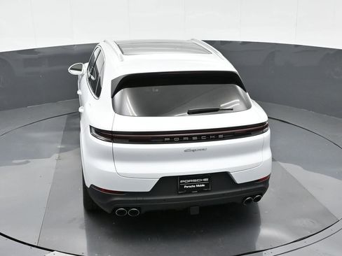 New 2025 Porsche Cayenne E-Hybrid image 28