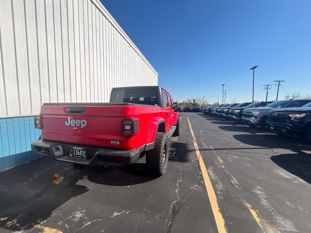 Used 2020 Jeep Gladiator Overland AWD/4WD image 4