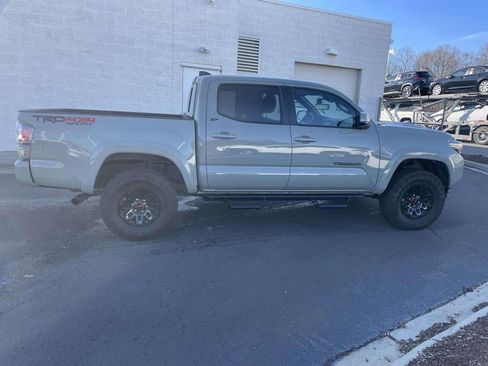 Used 2023 Toyota Tacoma TRD Sport image 12