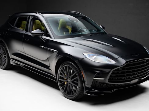 Used 2023 Aston Martin DBX 707 image 40