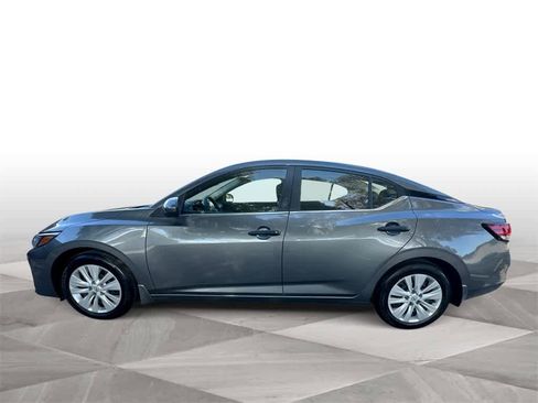 Used 2025 Nissan Sentra S image 5