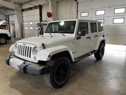 Used 2014 Jeep Wrangler Unlimited Sahara w/ Connectivity Group
