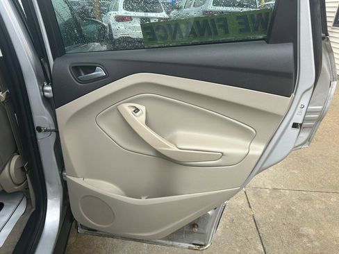 Used 2014 Ford Escape SE image 15