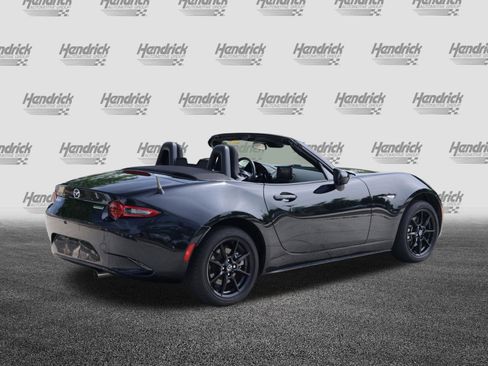 Used 2023 MAZDA MX-5 Miata Sport image 9