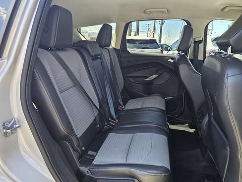 Used 2019 Ford Escape SE AWD/4WD image 26
