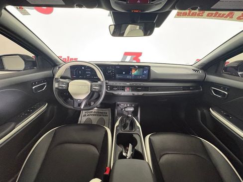 Used 2025 Kia K4 GT-Line w/ GT-Line Premium Package FWD image 41
