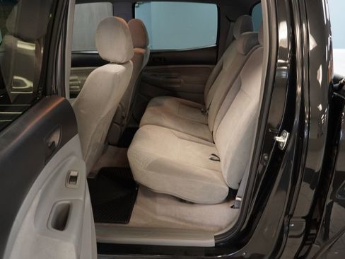 Used 2008 Toyota Tacoma Base 4D Double Cab image 21