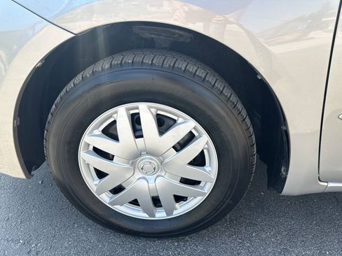 Used 2008 Toyota Sienna LE FWD image 3