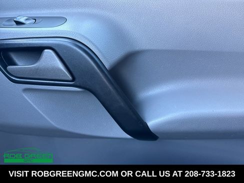 Used 2016 Mercedes-Benz Sprinter 2500 image 17