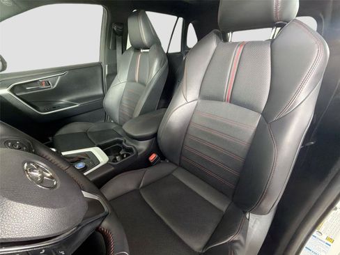 Used 2021 Toyota RAV4 XSE w/ Premium Package AWD/4WD image 20