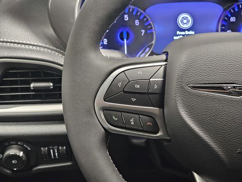 New 2026 Chrysler Pacifica Select image 22