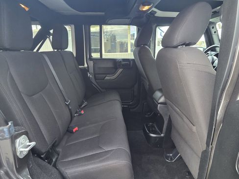 Used 2017 Jeep Wrangler Unlimited Sport w/ Quick Order Package 24S image 16