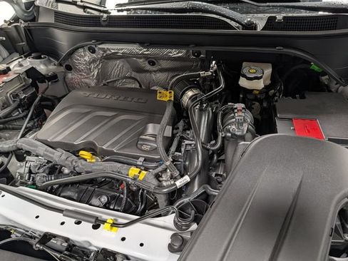 New 2026 Chevrolet Trax LT w/ LT Convenience Package FWD image 25