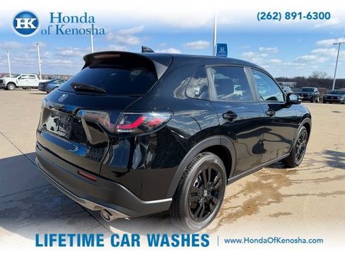 Used 2026 Honda HR-V Sport image 7