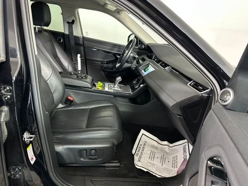 Used 2020 Land Rover Range Rover Evoque S image 29