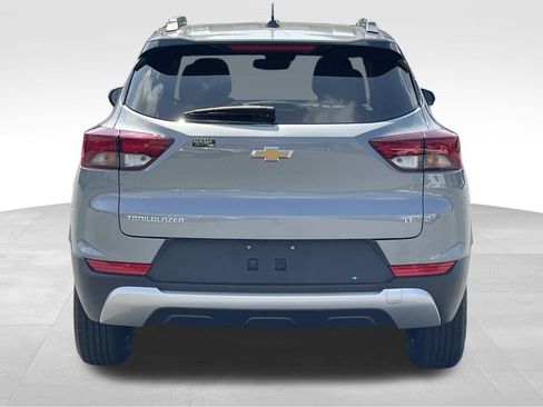 Used 2023 Chevrolet TrailBlazer LT w/ Convenience Package FWD image 4