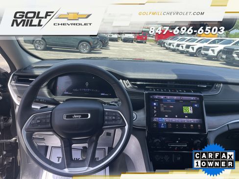 Used 2023 Jeep Grand Cherokee L Limited AWD/4WD image 18
