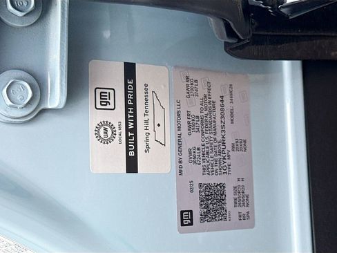 New 2025 Cadillac Lyriq Sport image 33