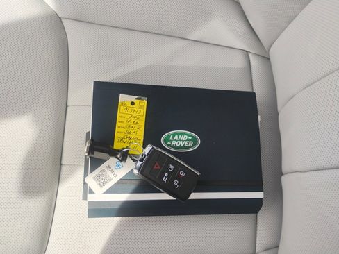 New 2026 Land Rover Range Rover Sport SE AWD/4WD image 34