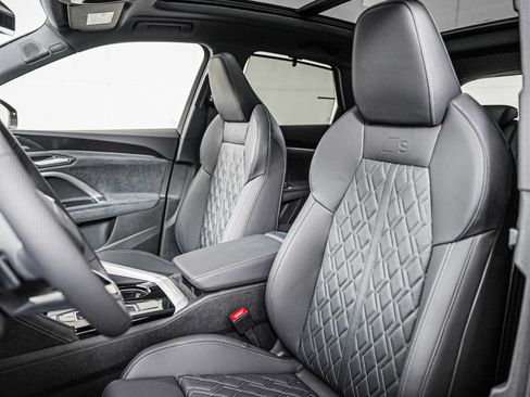 New 2026 Audi SQ5 Premium Plus AWD/4WD image 8