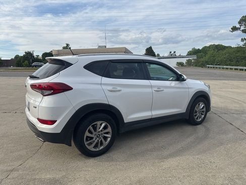 Used 2016 Hyundai Tucson Eco image 9