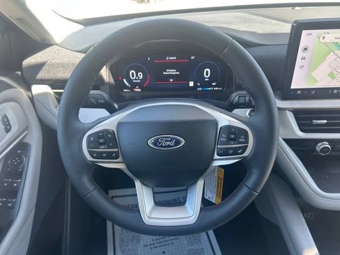 New 2026 Ford Explorer Active w/ Active Comfort Package RWD image 14