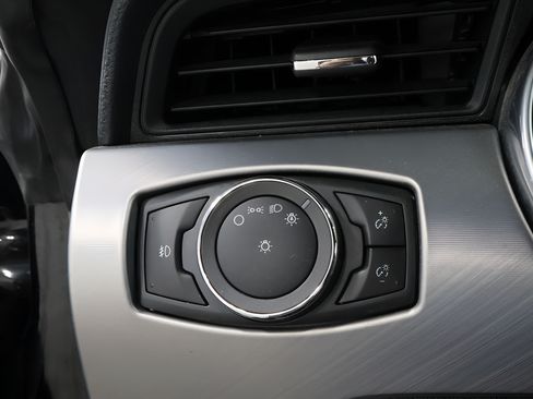 Used 2019 Ford Mustang Premium RWD image 18