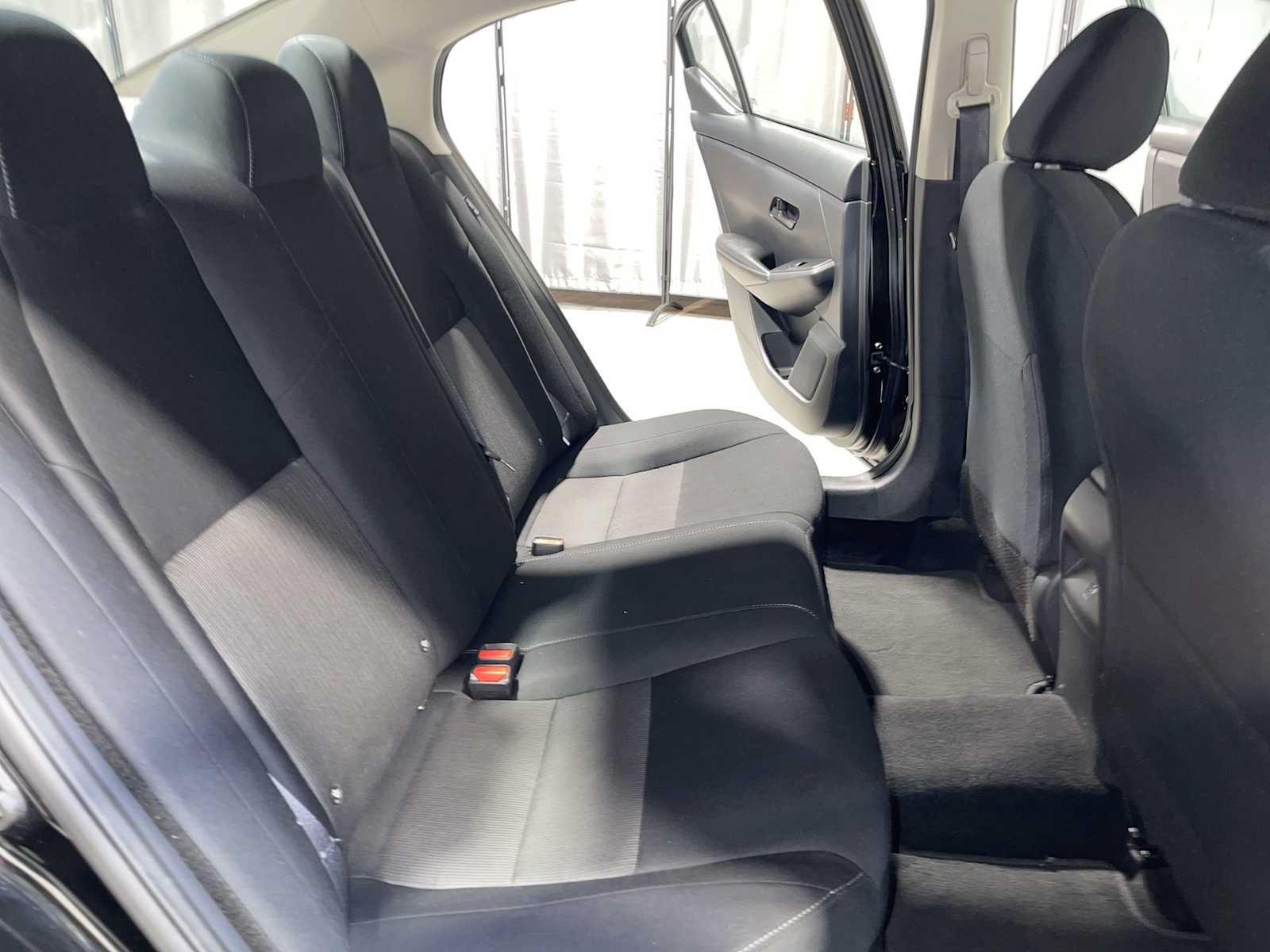 Used 2024 Nissan Sentra SV FWD image 13