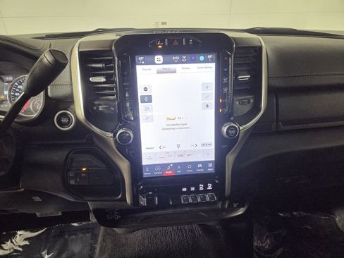 Used 2024 RAM 2500 Laramie w/ Safety Group AWD/4WD image 13