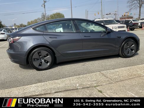 Used 2023 Tesla Model 3 Standard Range image 27