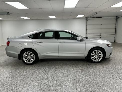 Used 2019 Chevrolet Impala LT w/ LT Leather Package FWD image 9