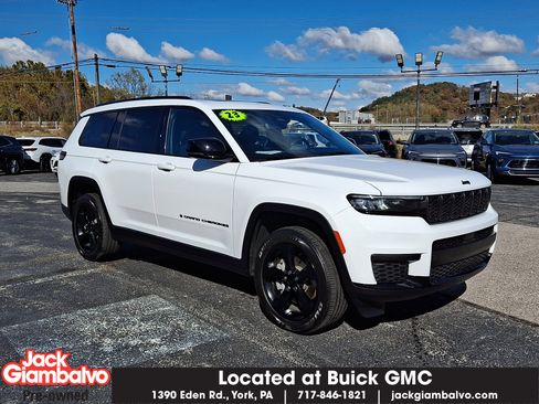 Used 2023 Jeep Grand Cherokee L Altitude image 1