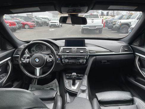 Used 2018 BMW 340i xDrive image 31