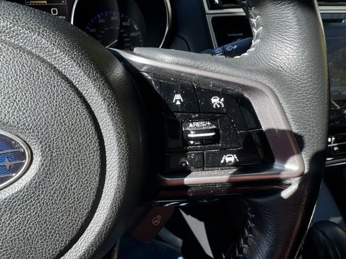 Used 2018 Subaru Outback 2.5i Touring w/ Popular Package #3 image 19