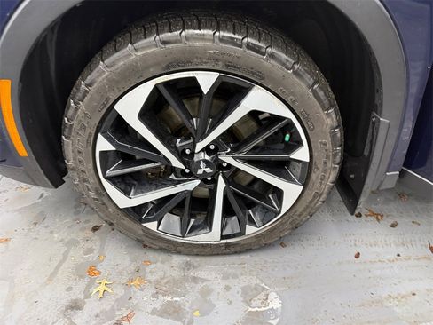 Used 2022 Mitsubishi Outlander SE image 38