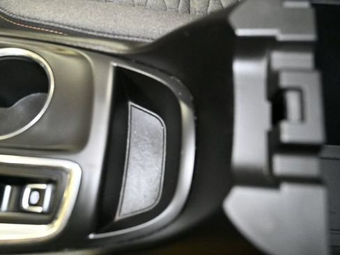 Used 2020 Chevrolet Equinox LT AWD/4WD image 23