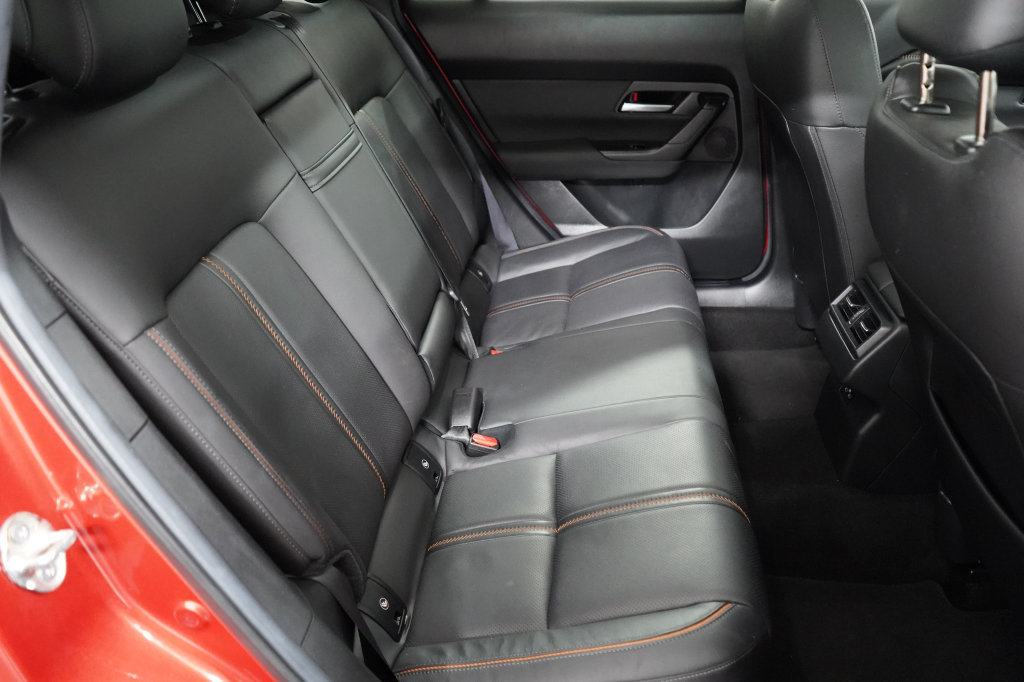 Used 2025 MAZDA CX-50 AWD 2.5 S w/ Premium Plus Pkg image 21