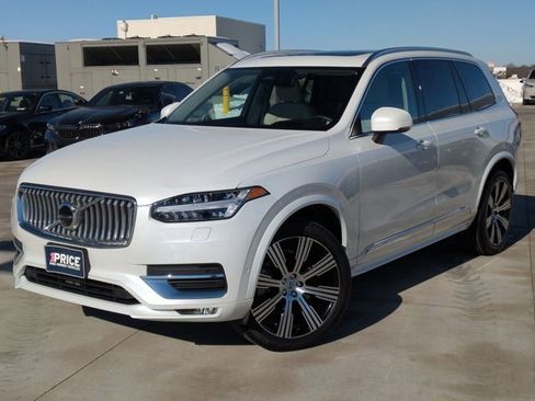 Used 2024 Volvo XC90 B6 Ultimate image 1