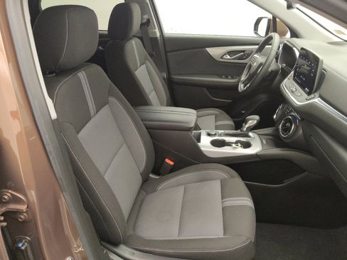 Used 2024 Chevrolet Blazer LT w/ Convenience Package FWD image 21