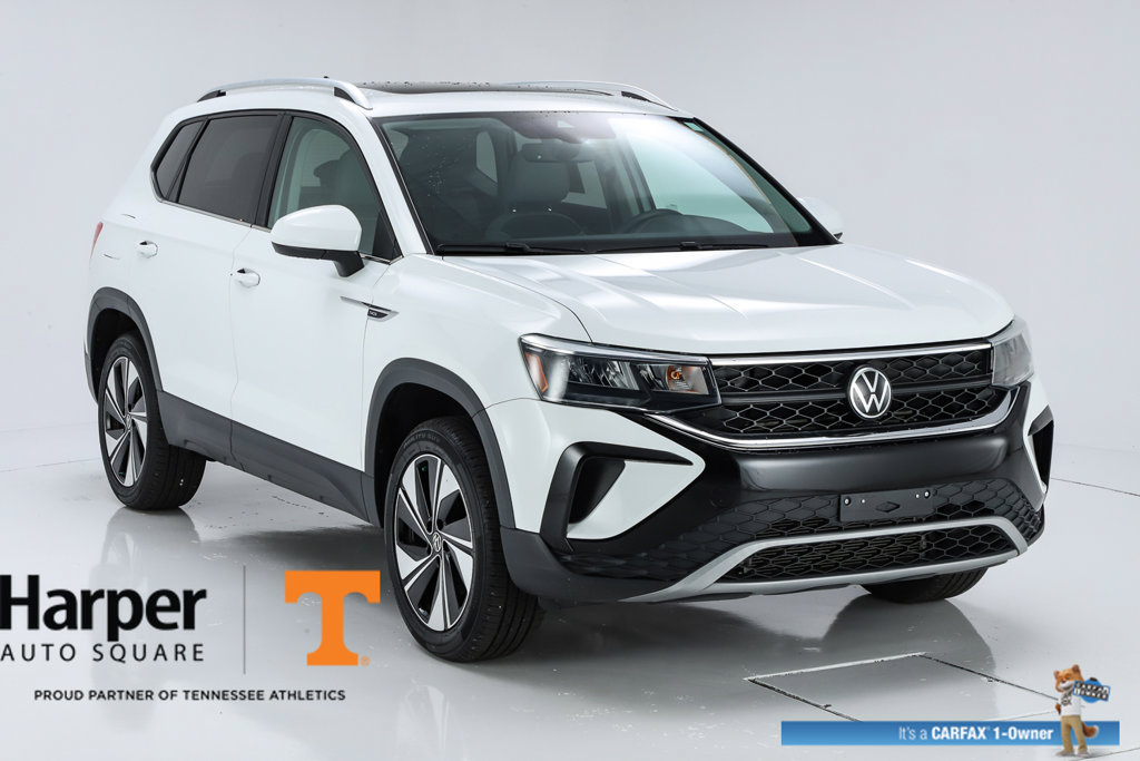 Used 2023 Volkswagen Taos SE w/ Panoramic Sunroof Package AWD/4WD image 15