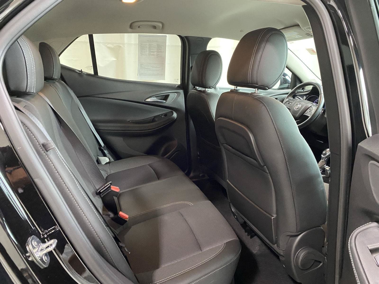 Used 2022 Buick Encore GX Preferred w/ Cold Weather Comfort Package FWD image 14