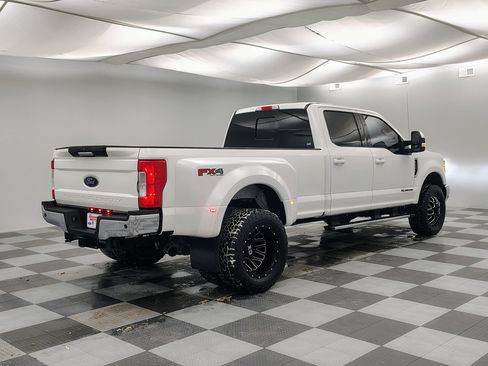 Used 2017 Ford F350 Lariat w/ Lariat Value Package image 11