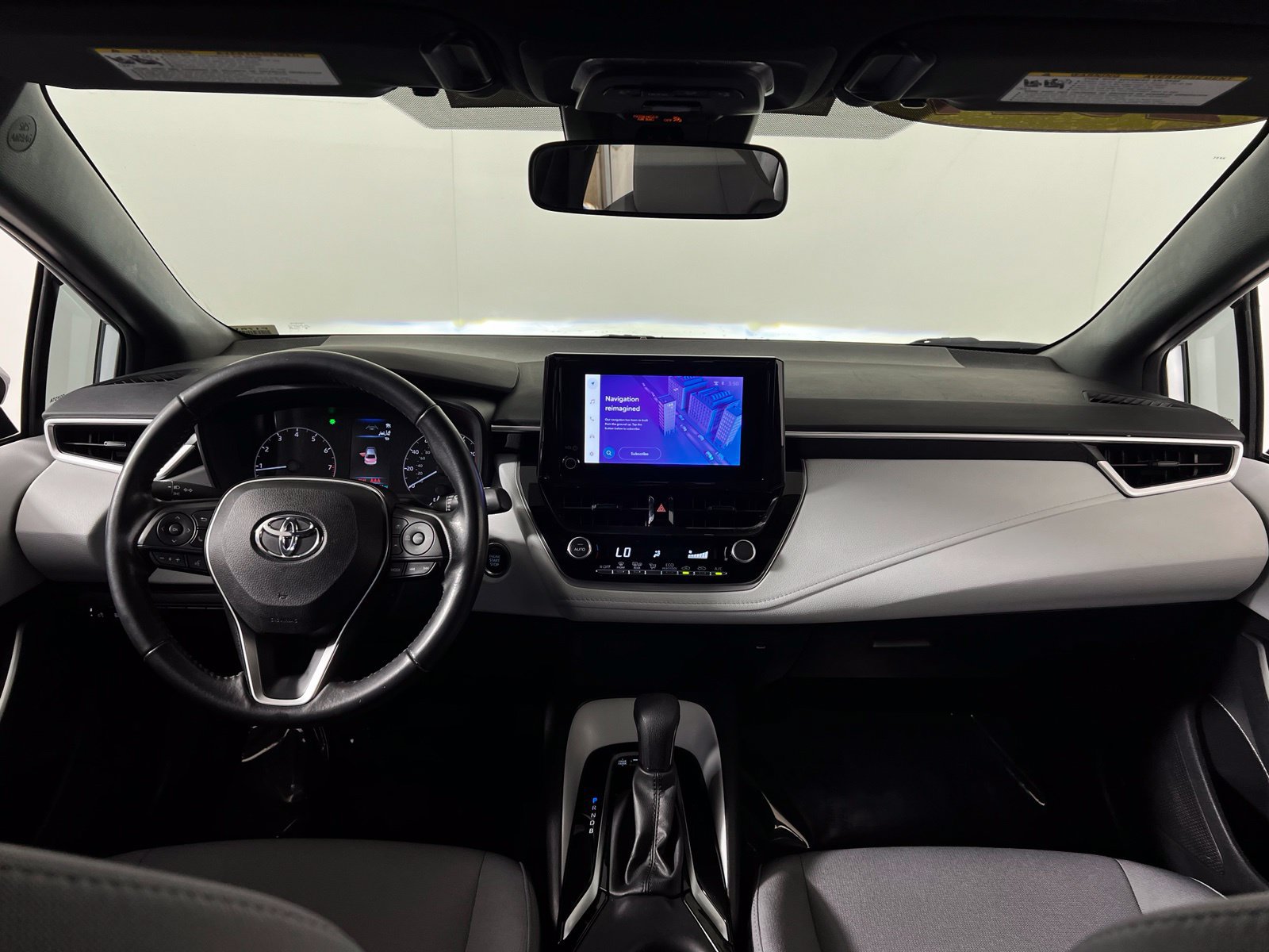 Certified 2024 Toyota Corolla SE FWD image 22